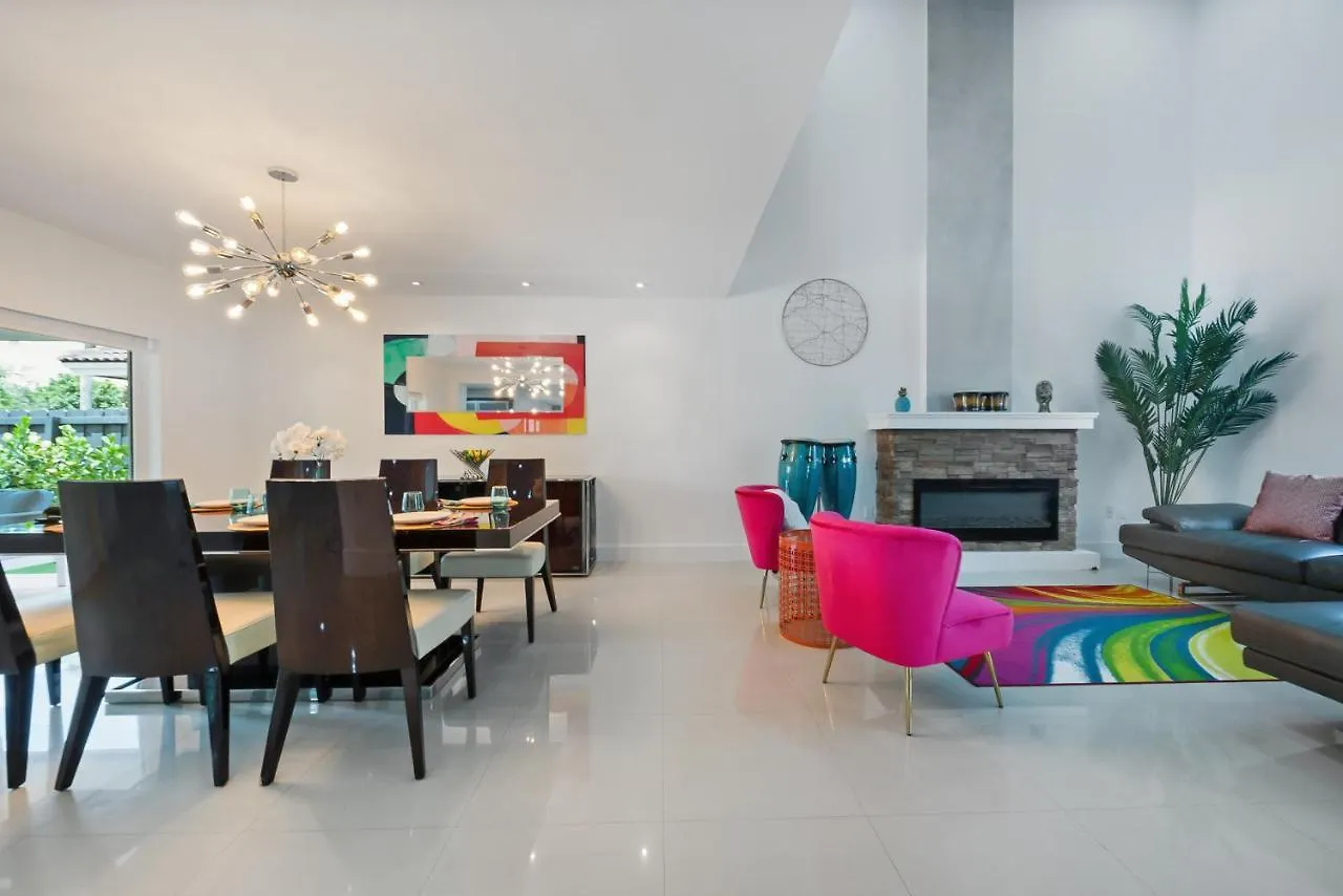 Experience Miami'S Bongo'S House Private Pool And Game Room Luxury Rental L54 Miami