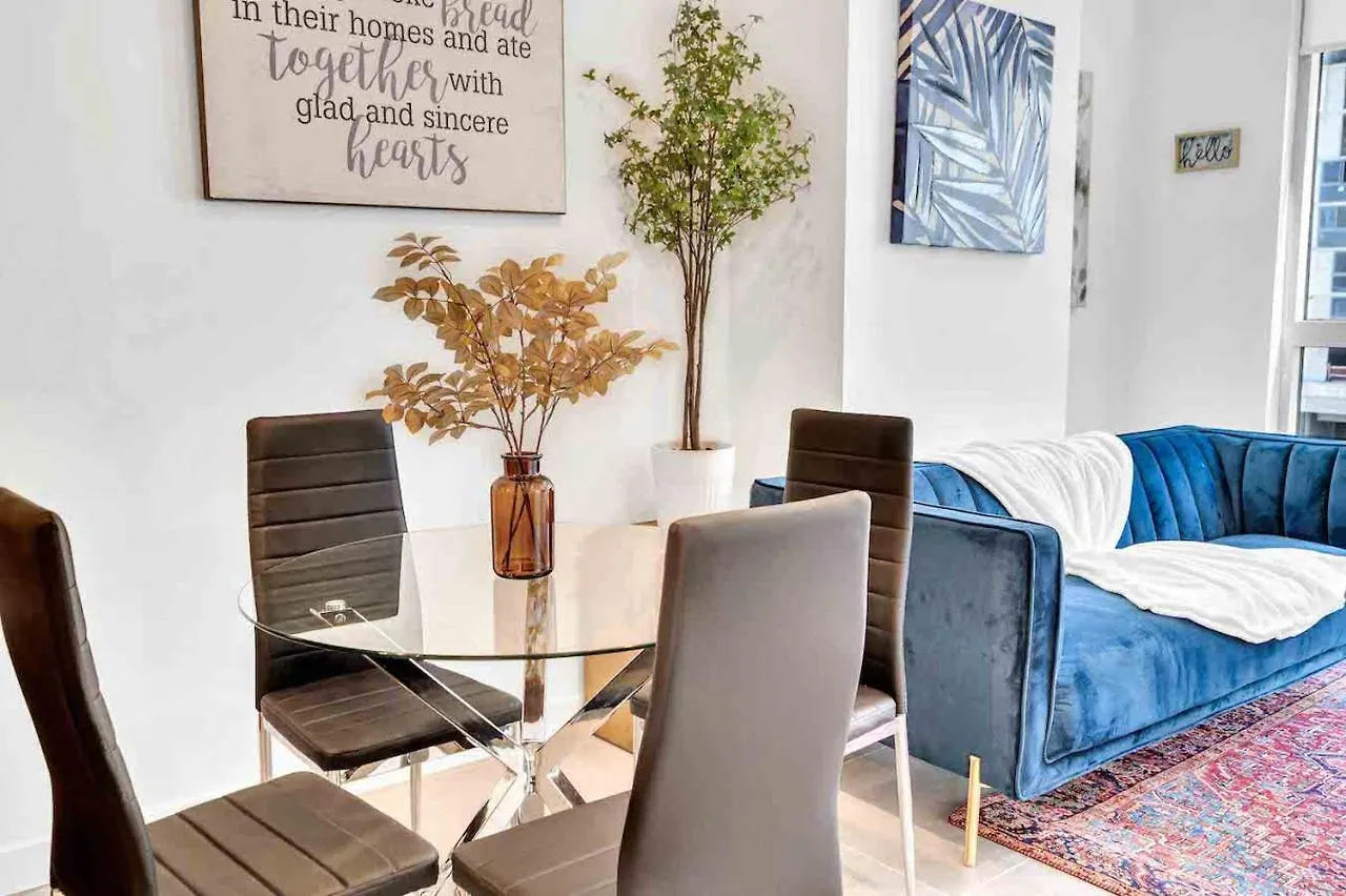 Charming In The Heart Of Downtown With Free Parking מיאמי