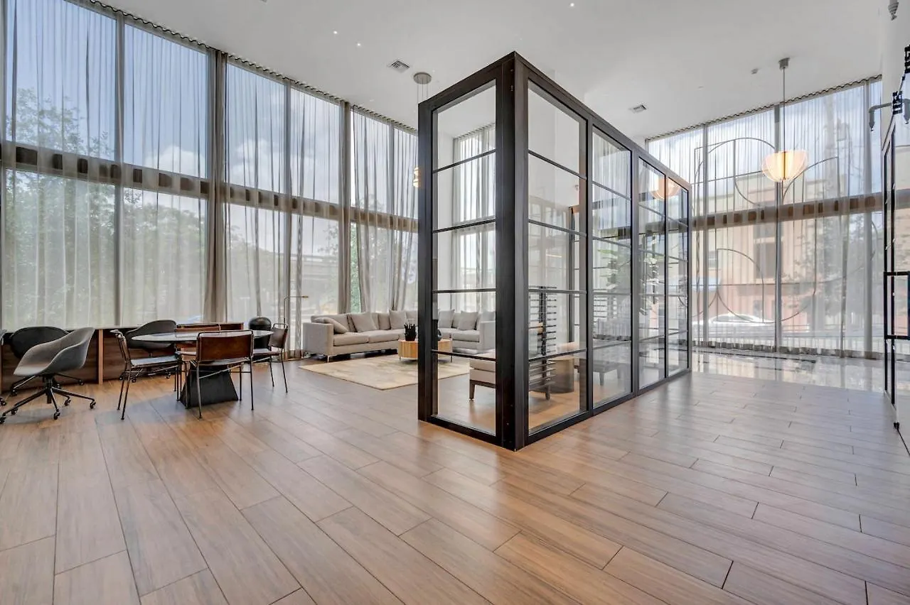 Apartment Charming In The Heart Of Downtown With Free Parking *
