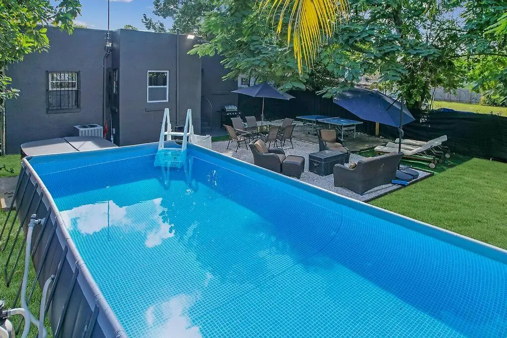 Holiday home River House 4br, Pool/hot Tub *