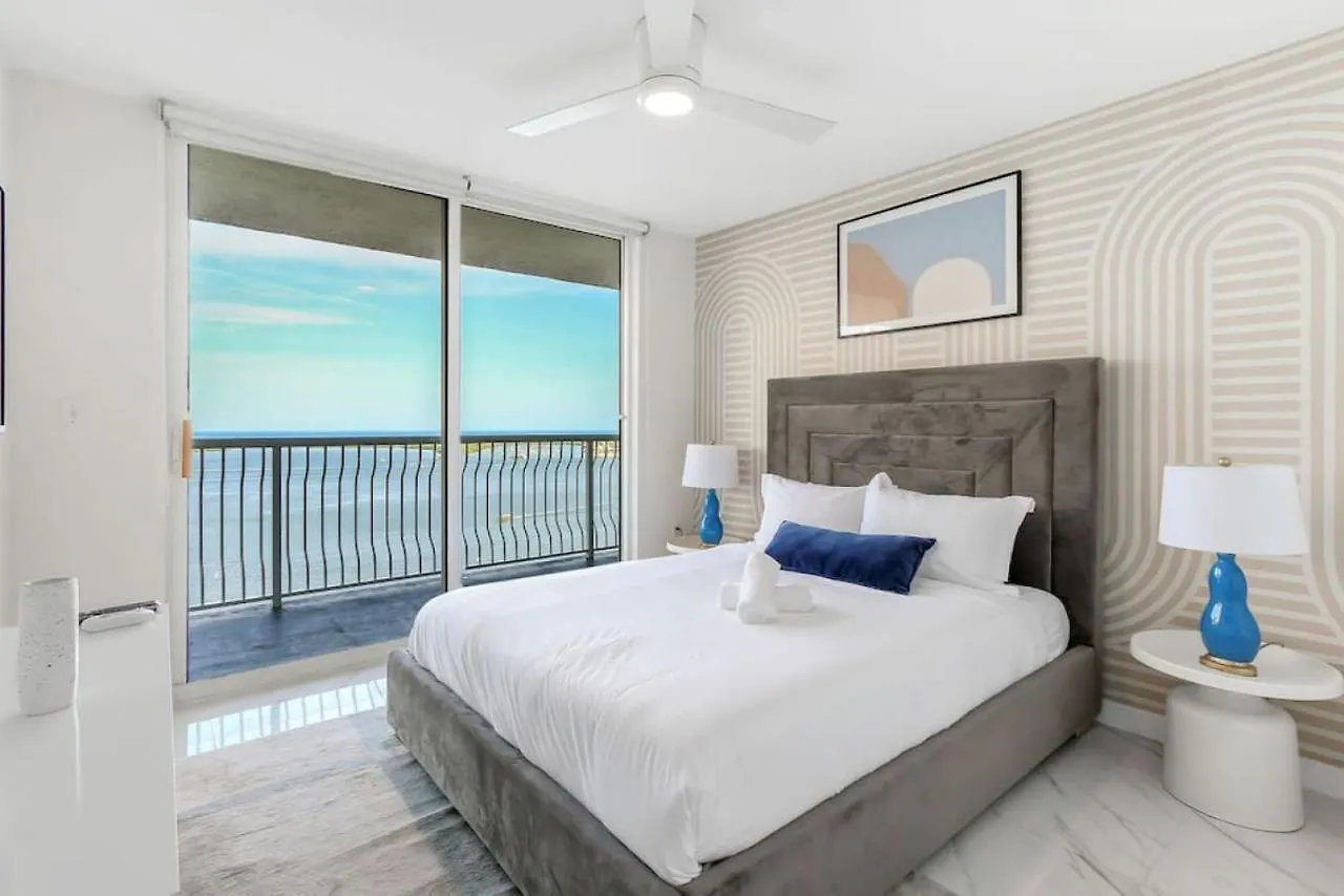 Brickell Bay View Oasis With Pool Hot Tub And Gym *