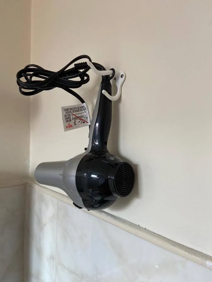 Cozy In Cute House, Close To Airport - Free Parking * Miami