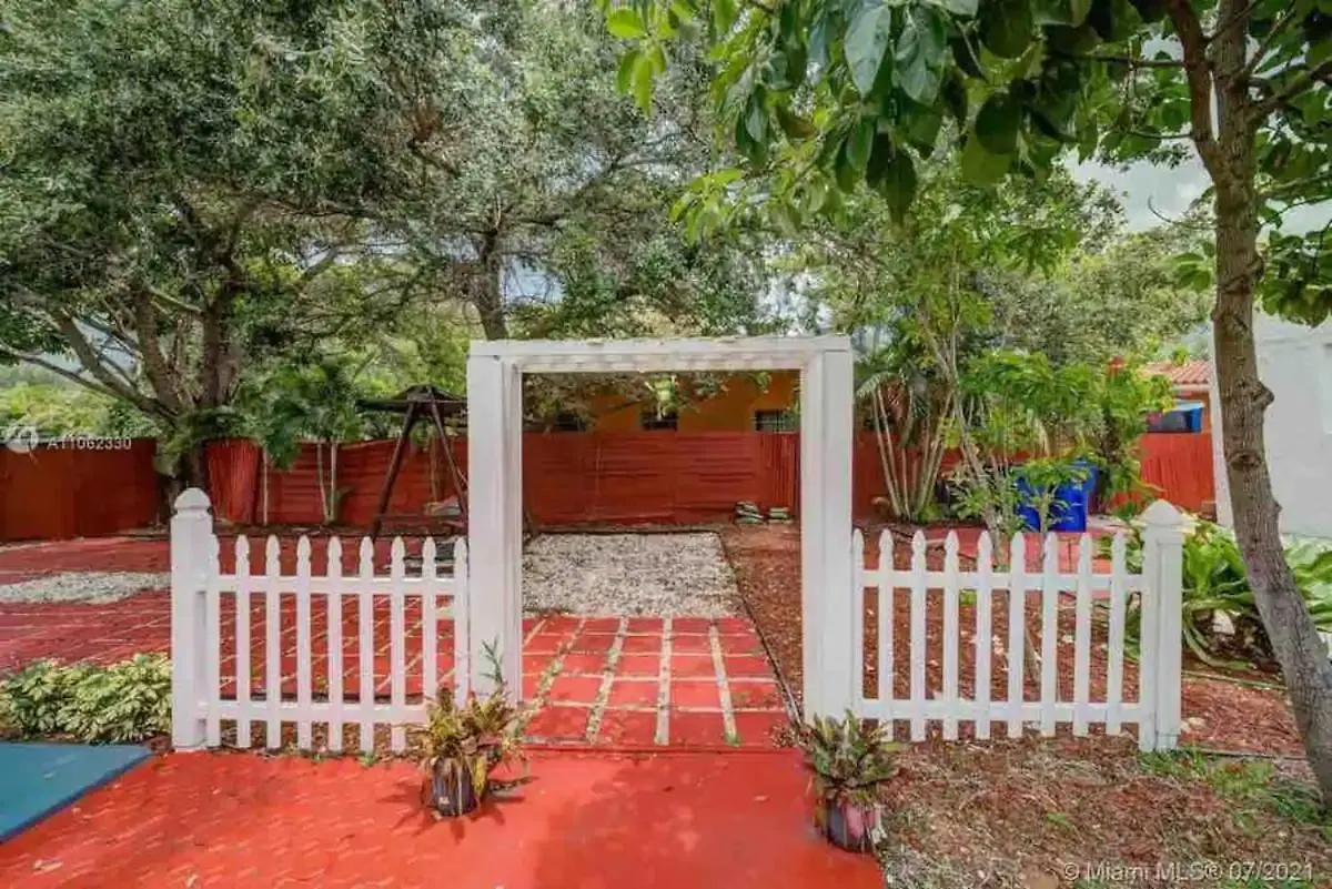 Cozy In Cute House, Close To Airport - Free Parking