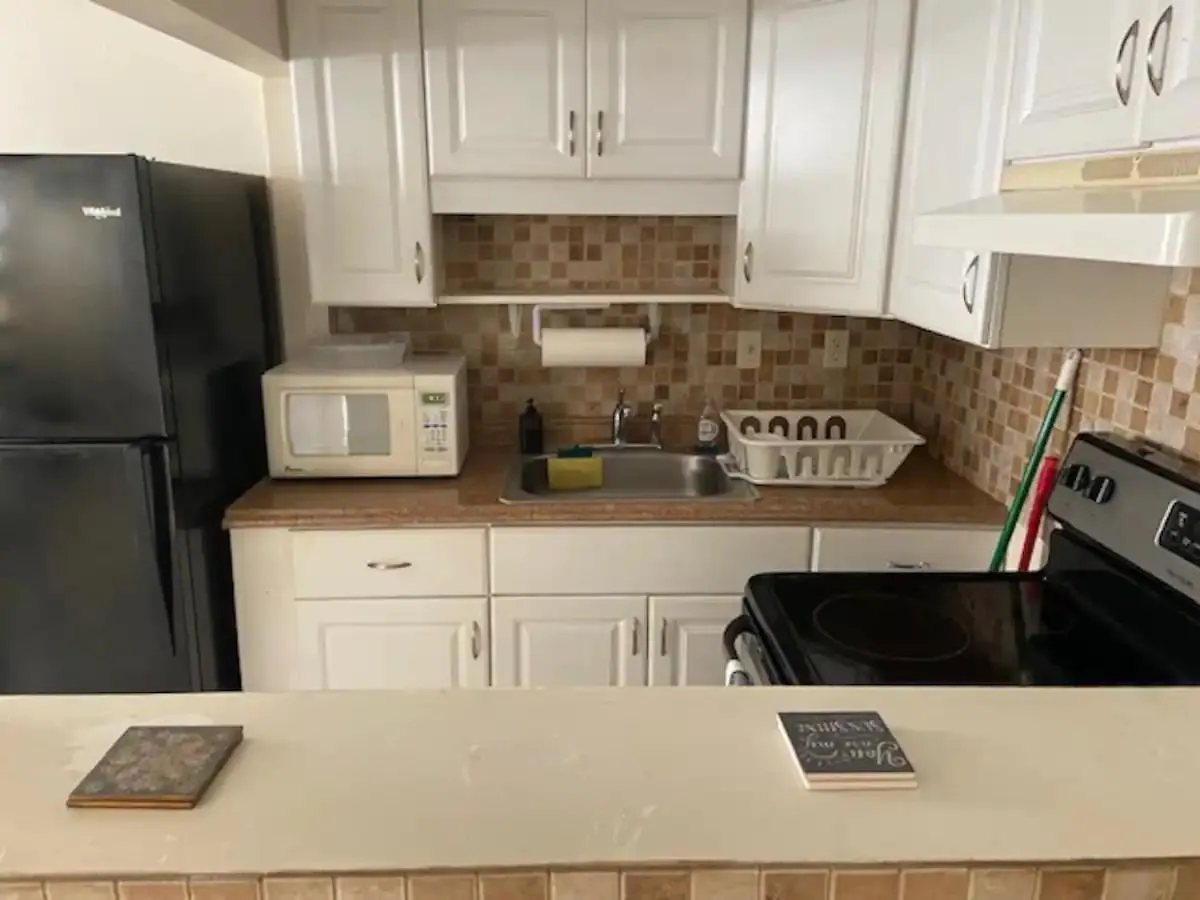Cozy In Cute House, Close To Airport - Free Parking Homestay *
