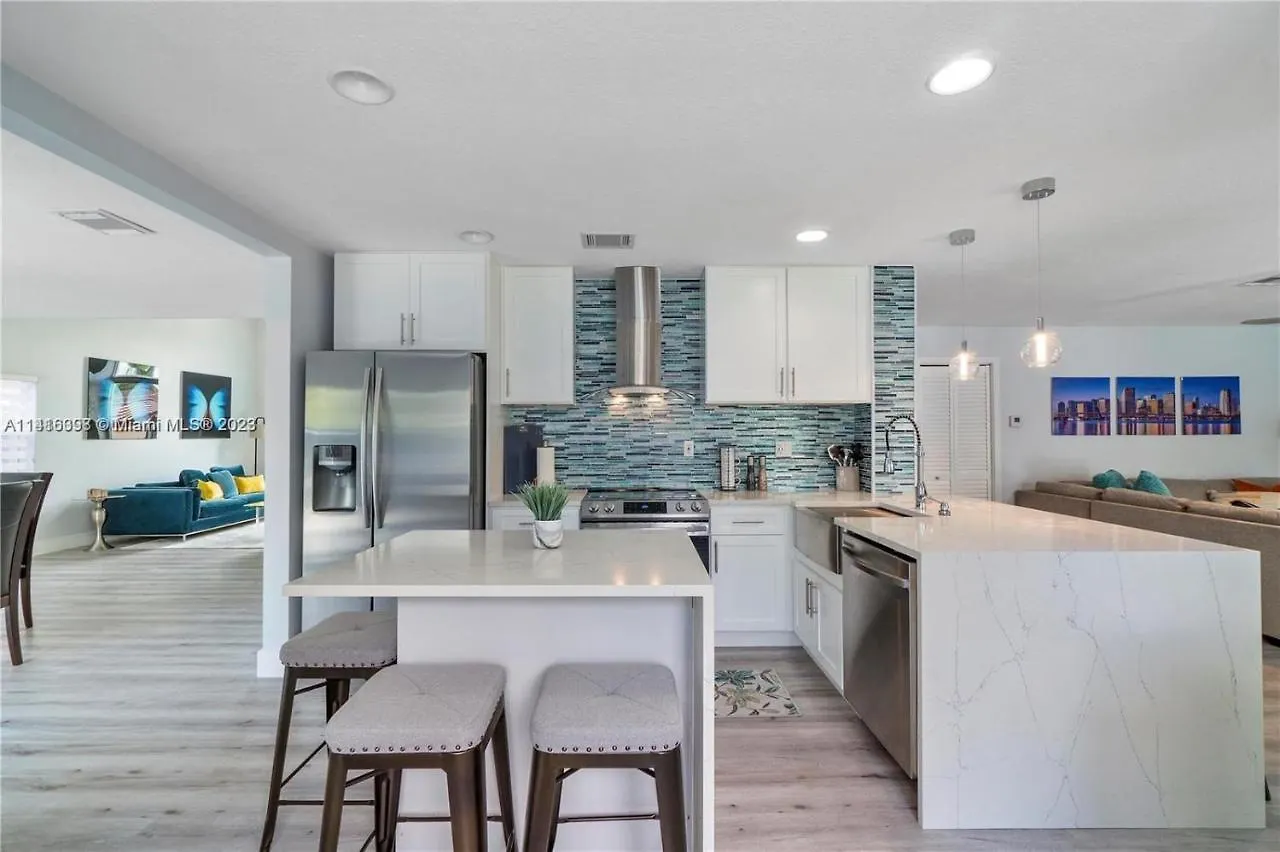 Kendall Vacation Luxury