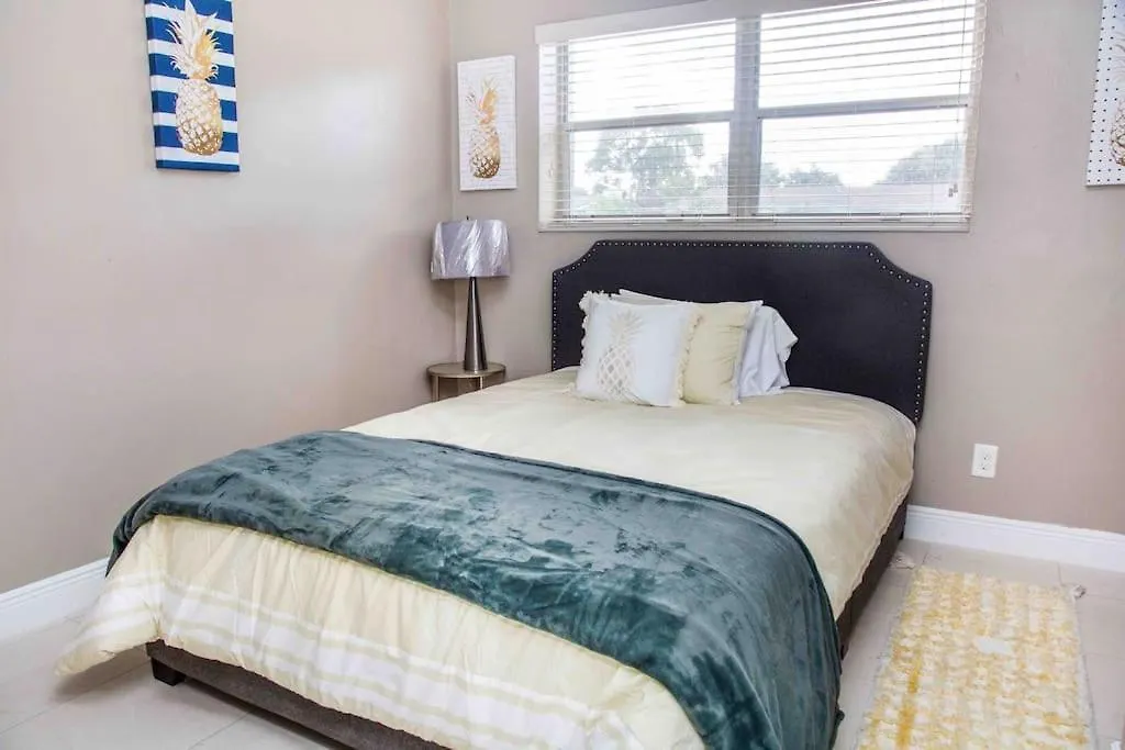 Apartment 3br Cozy W/ Spacious Yard Miami