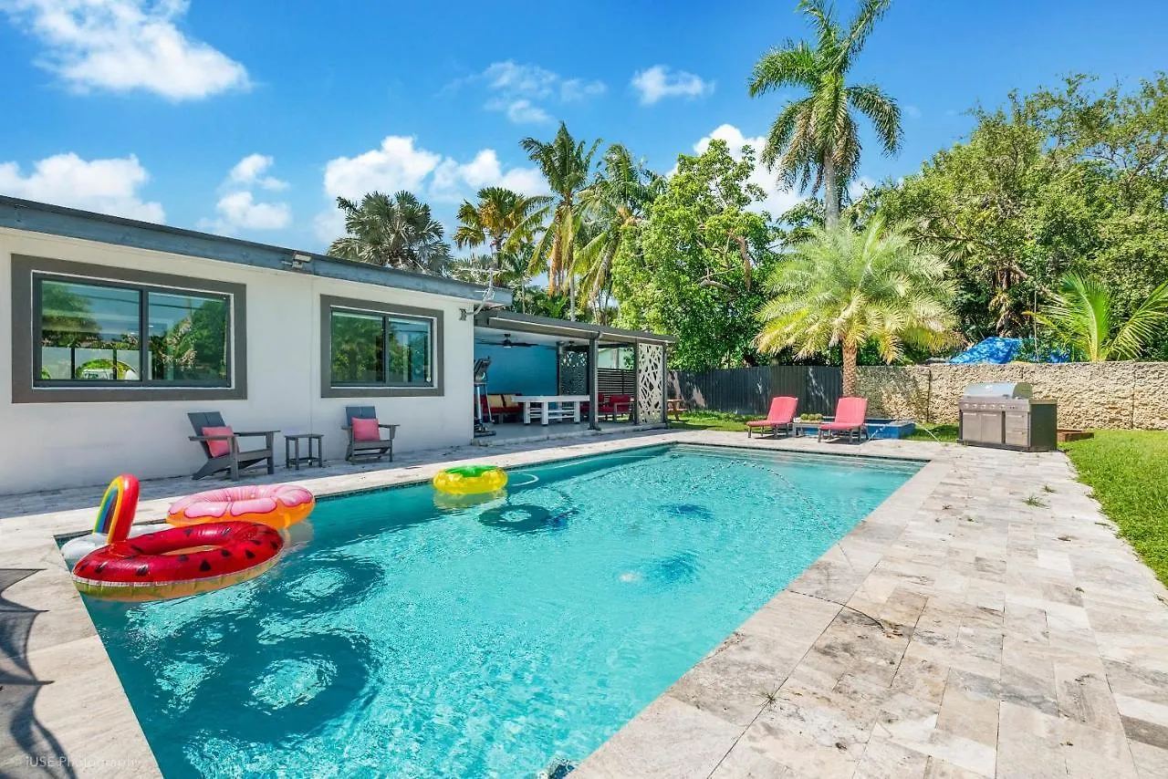 Holiday home The Palms/ Big Pool/ Foosball/ Pool Table *