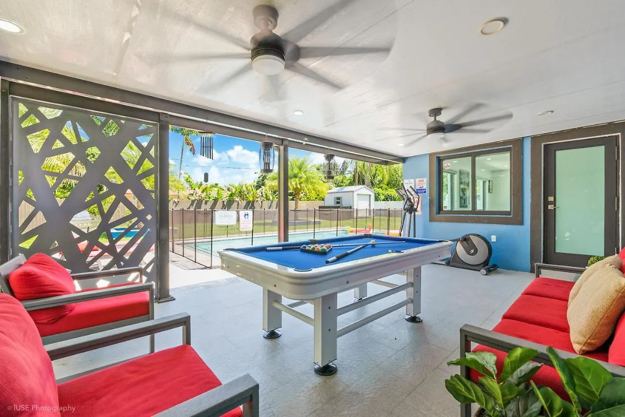 Holiday home The Palms/ Big Pool/ Foosball/ Pool Table