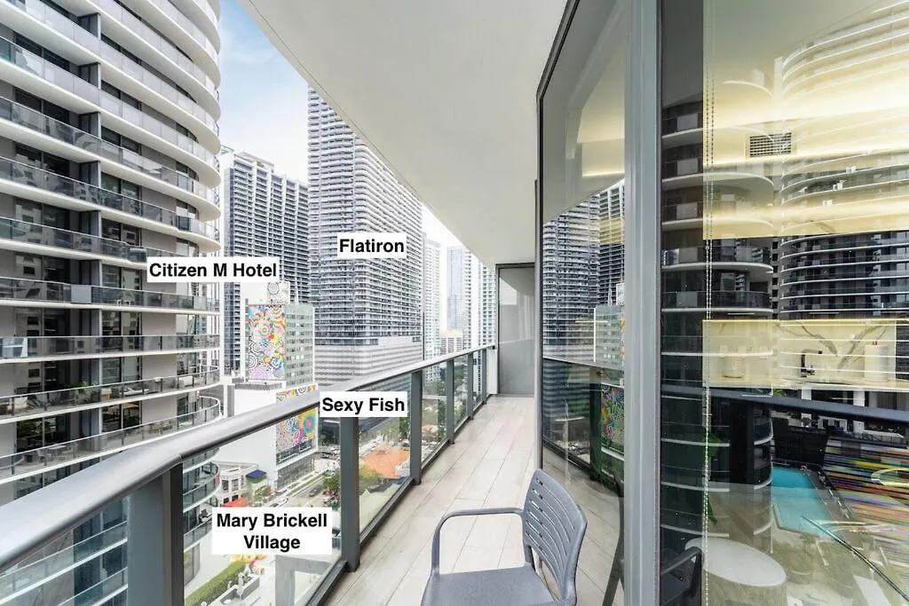 Luxurious In Heart Of Brickell Apartment *