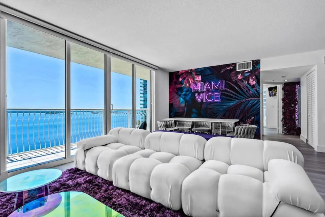 Vice Oceanfront Sky