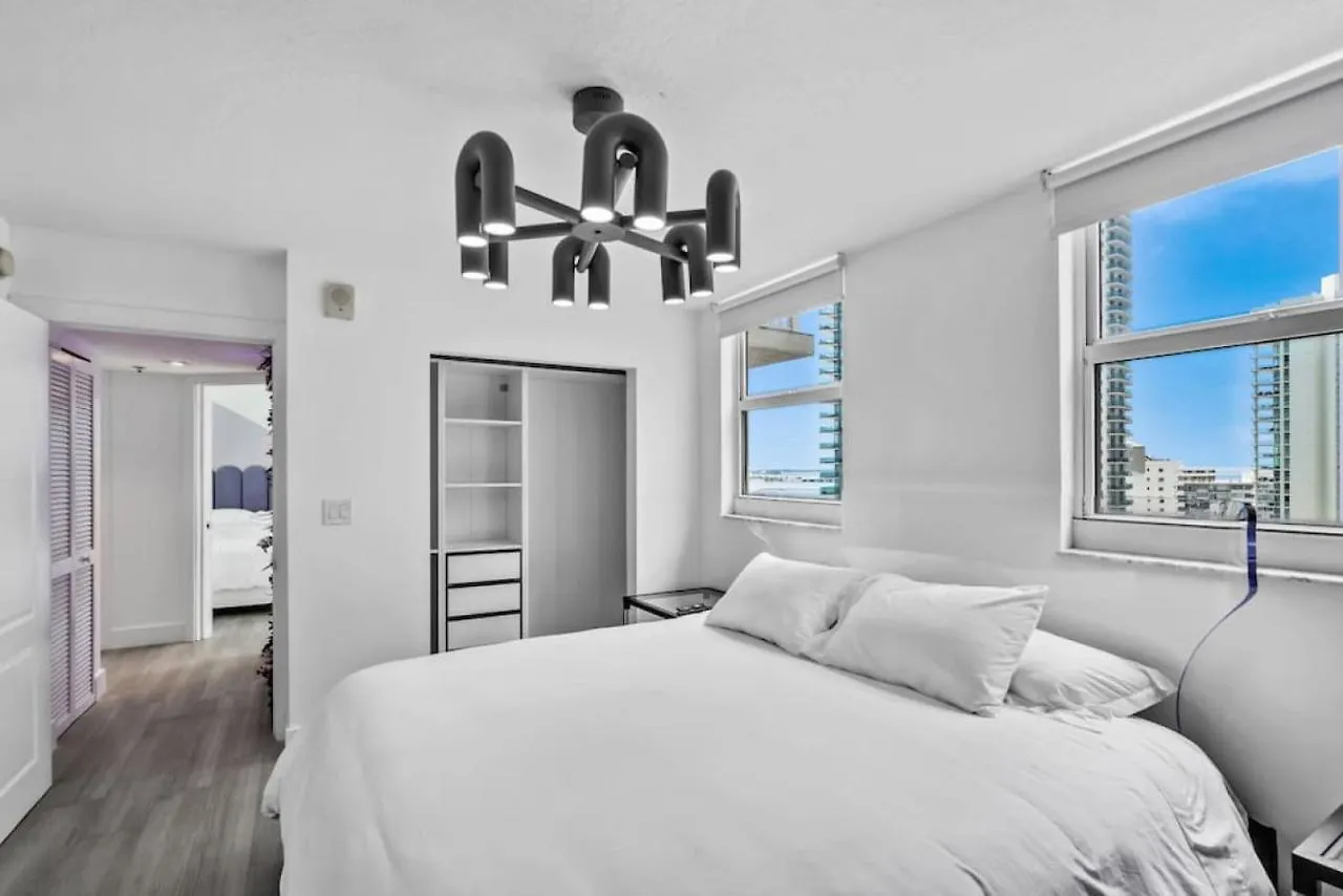 Apartment Vice Oceanfront Sky Miami