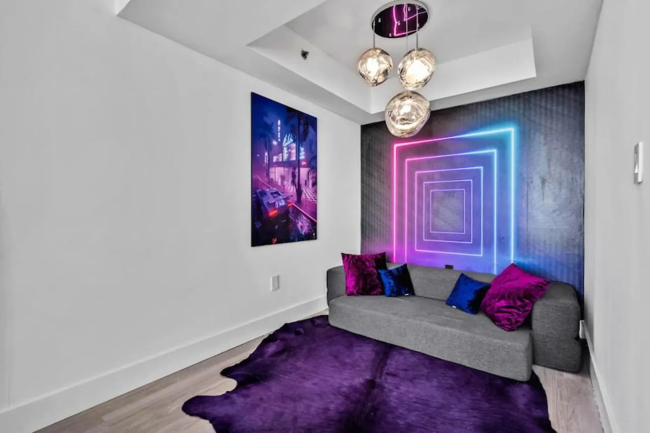 Vice Oceanfront Sky Apartment *