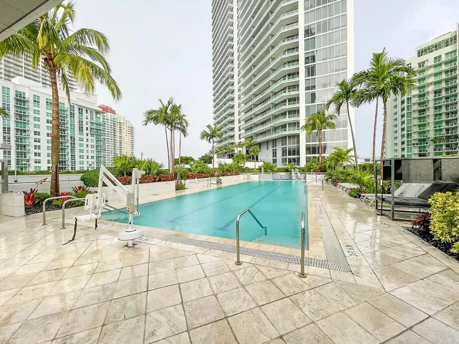 Beautiful 1 Bedroom Brickell