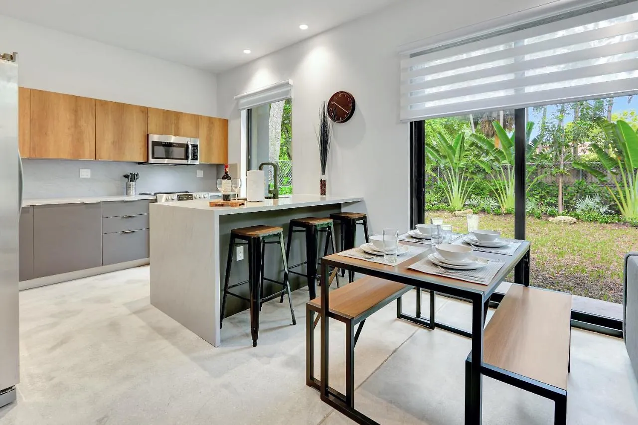 Modern Design And Brand New Furniture * Miami