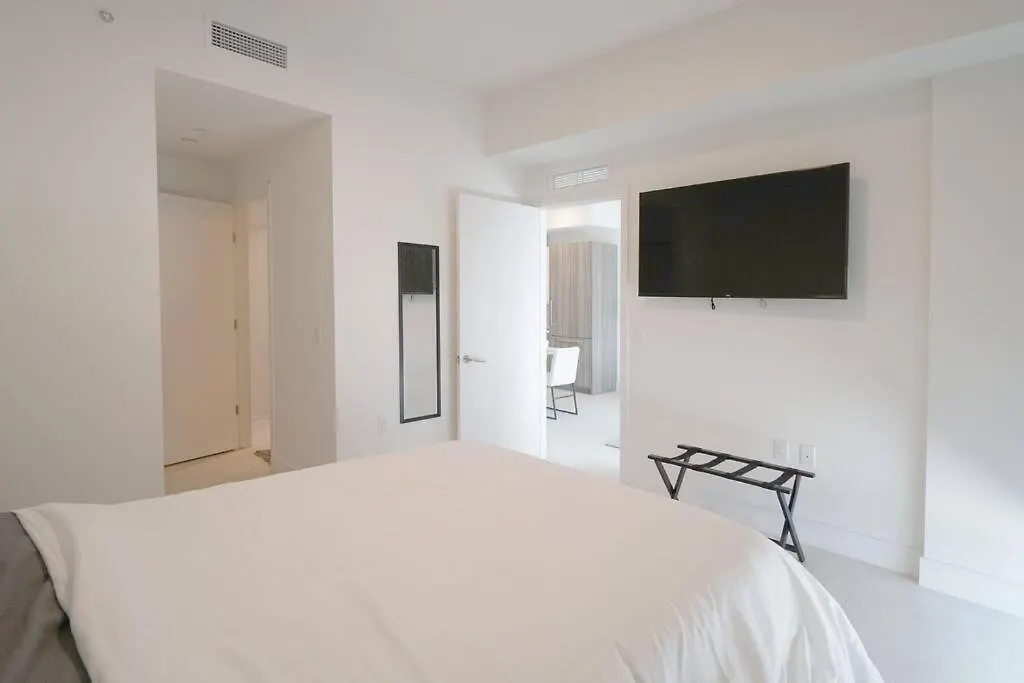 Brand New In Brickell With Parking *