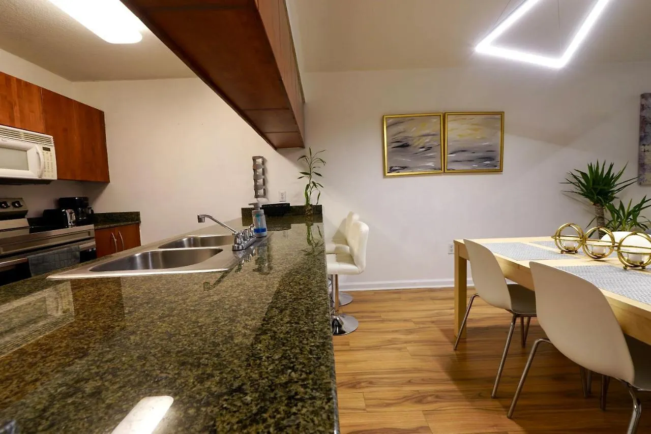 Apartment & Sea View+free Parking Modern Miami