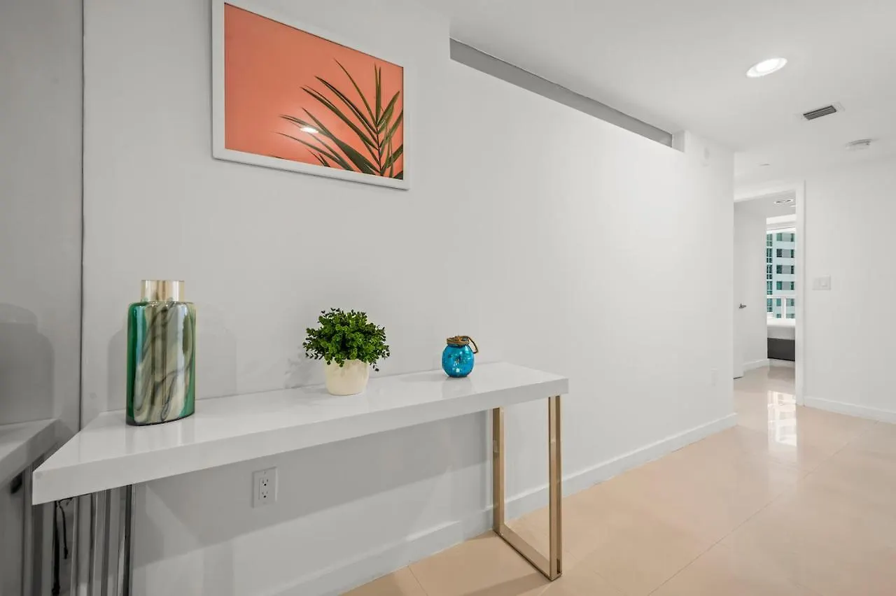 Lovely 2 Bedroom W Icon Brickell-waterviews -free * Miami