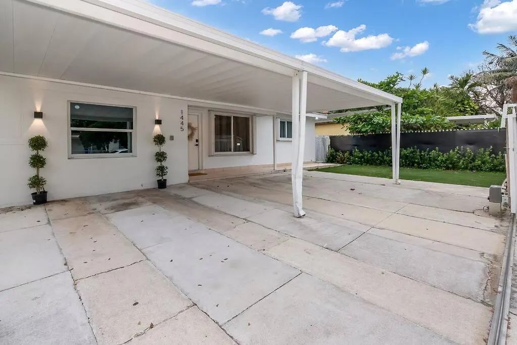 Dune Paradise-pool/wynwood/spacious 5br/hidden Gem Holiday home *