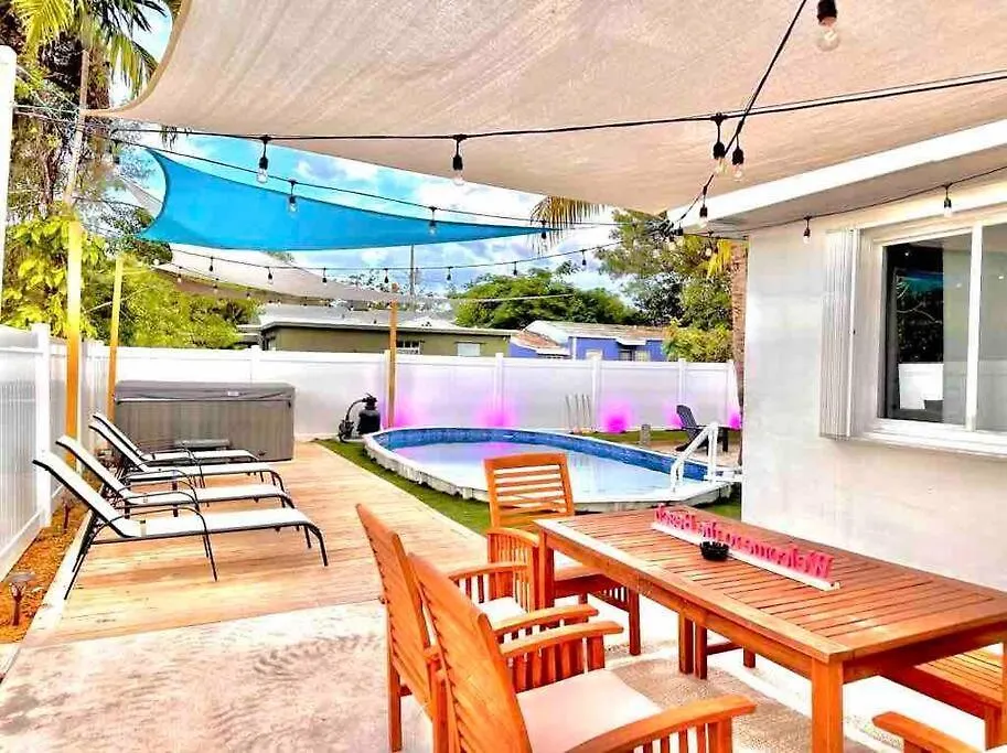 Holiday home Dune Paradise-pool/wynwood/spacious 5br/hidden Gem *