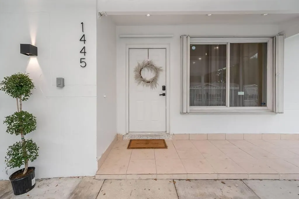 Holiday home Dune Paradise-pool/wynwood/spacious 5br/hidden Gem *