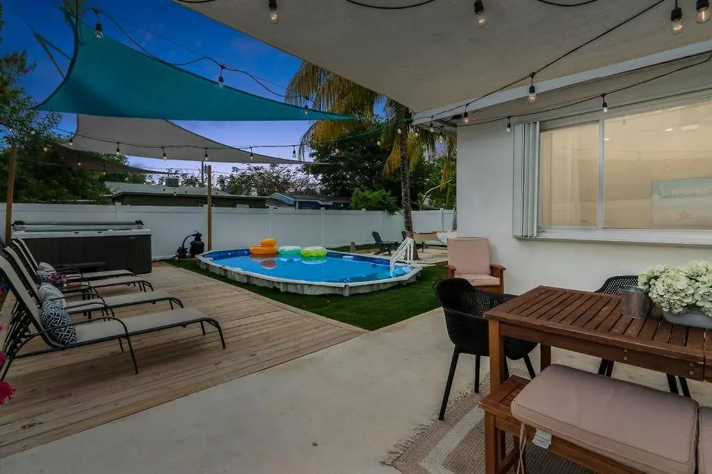Holiday home Dune Paradise-pool/wynwood/spacious 5br/hidden Gem