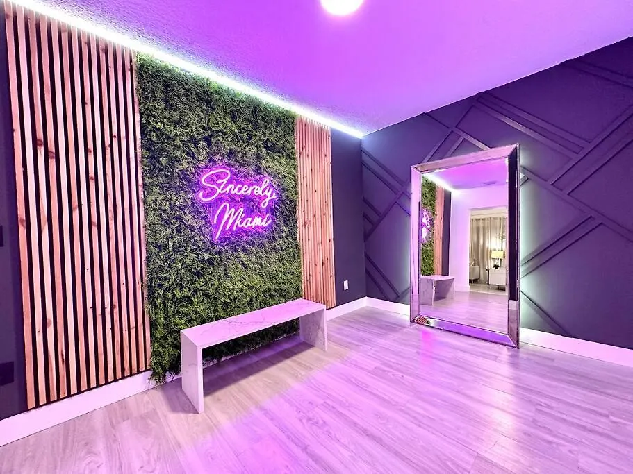Eden In - Pool W/ Theater Pool House * Miami