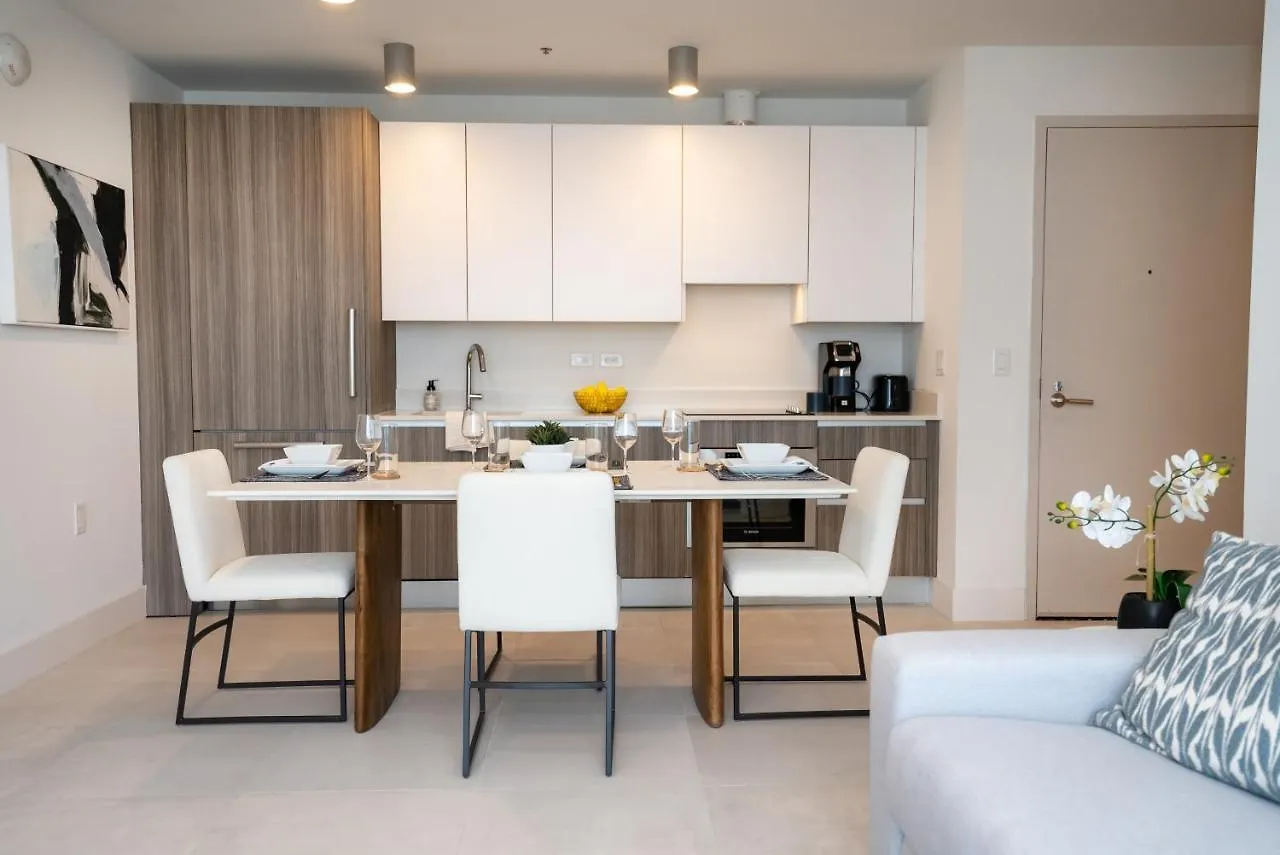 Smart Brickell 3*