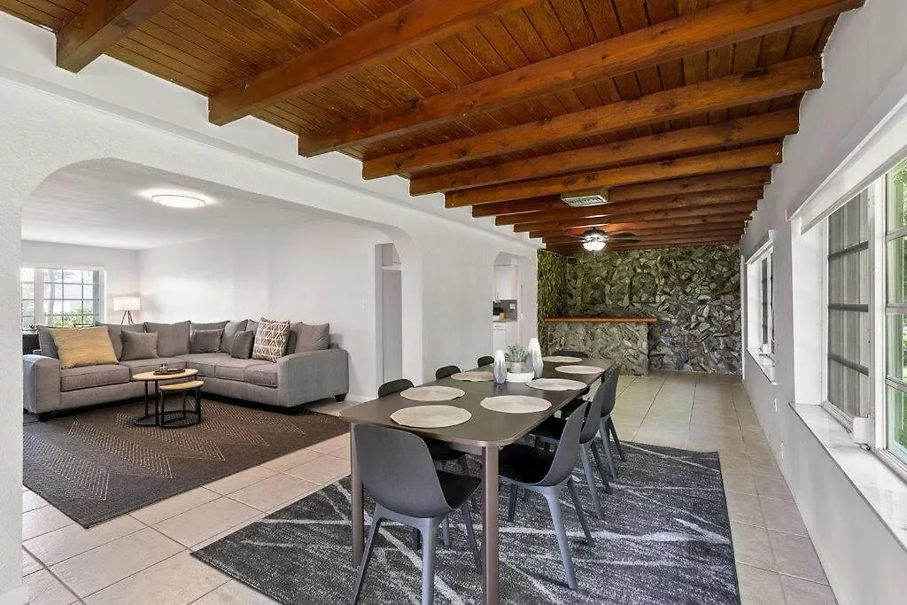 3br Oasis Near Coral Gable Holiday home