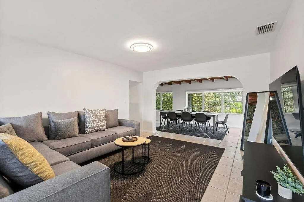 3br Oasis Near Coral Gable Miami