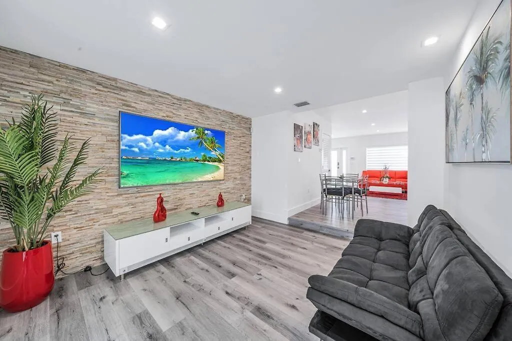 3 2 Family Friendly Brand New W Pool