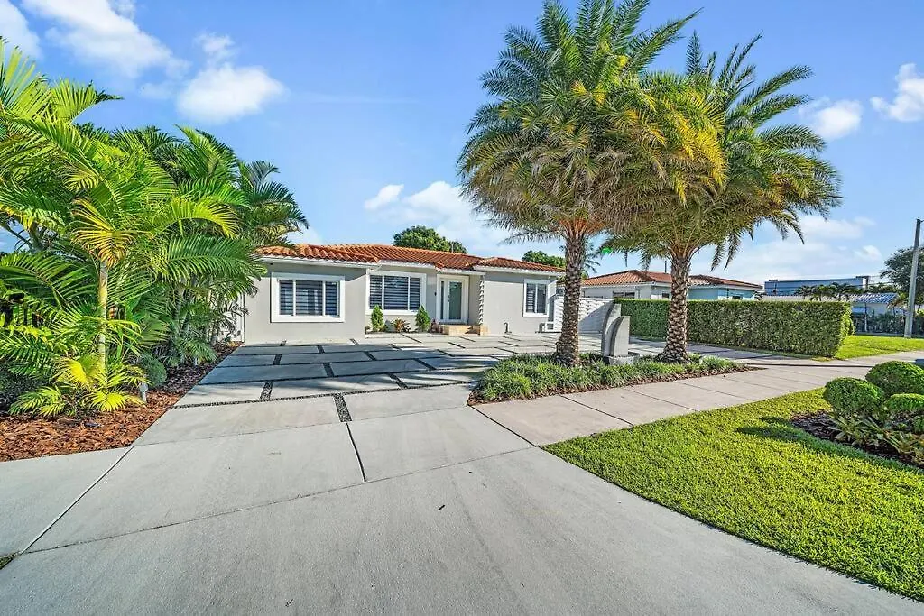 Casa vacanze 3 2 Family Friendly Brand New W Pool Miami