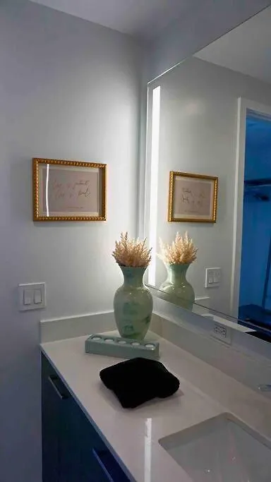 Apartment Luxury 2br Corner Downtown Mia
