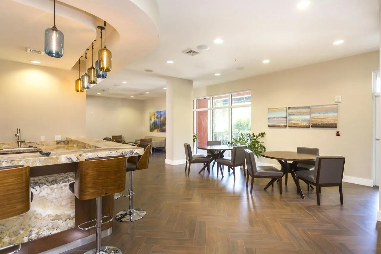 Apartment Coral Gables 2br W Wd Pool Gym Near Shops Mia-84