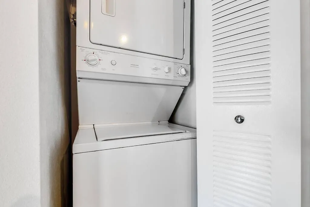 Super Convenient 1br In Downtown 4 P 1708 Apartment Miami