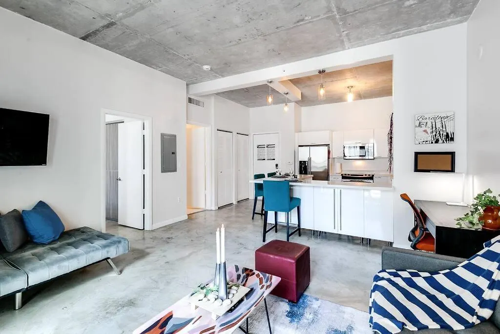 Apartment Super Convenient 1br In Downtown 4 P 1708 Miami