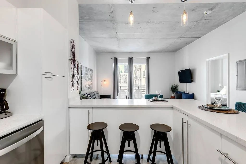 Super Convenient 1br In Downtown 4 P 1708 Apartment Miami