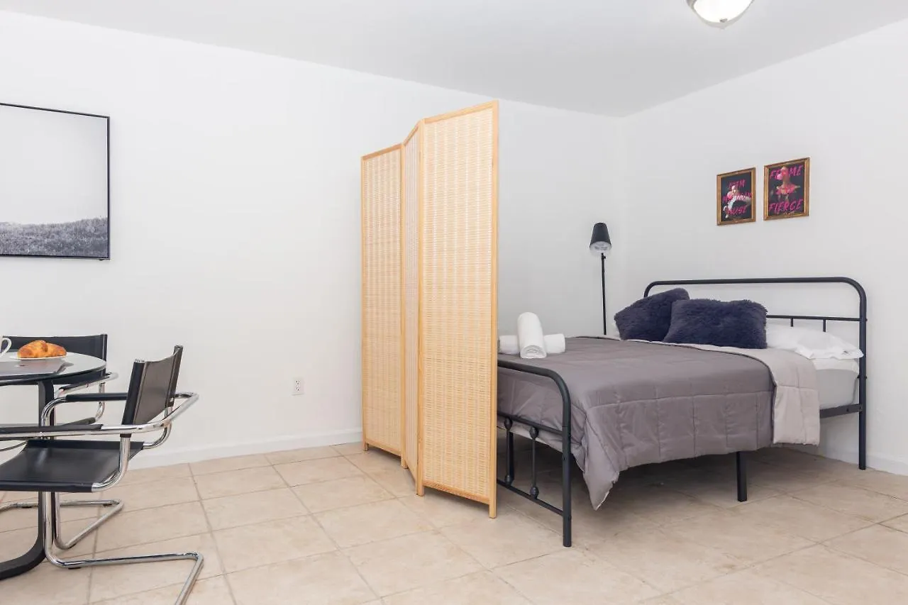 아파트 One Bedroom - With Parking & Balcony - Heart Of Wynwood