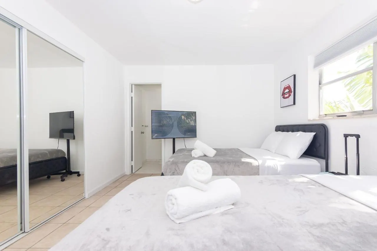 One Bedroom - With Parking & Balcony - Heart Of Wynwood 아파트 마이애미