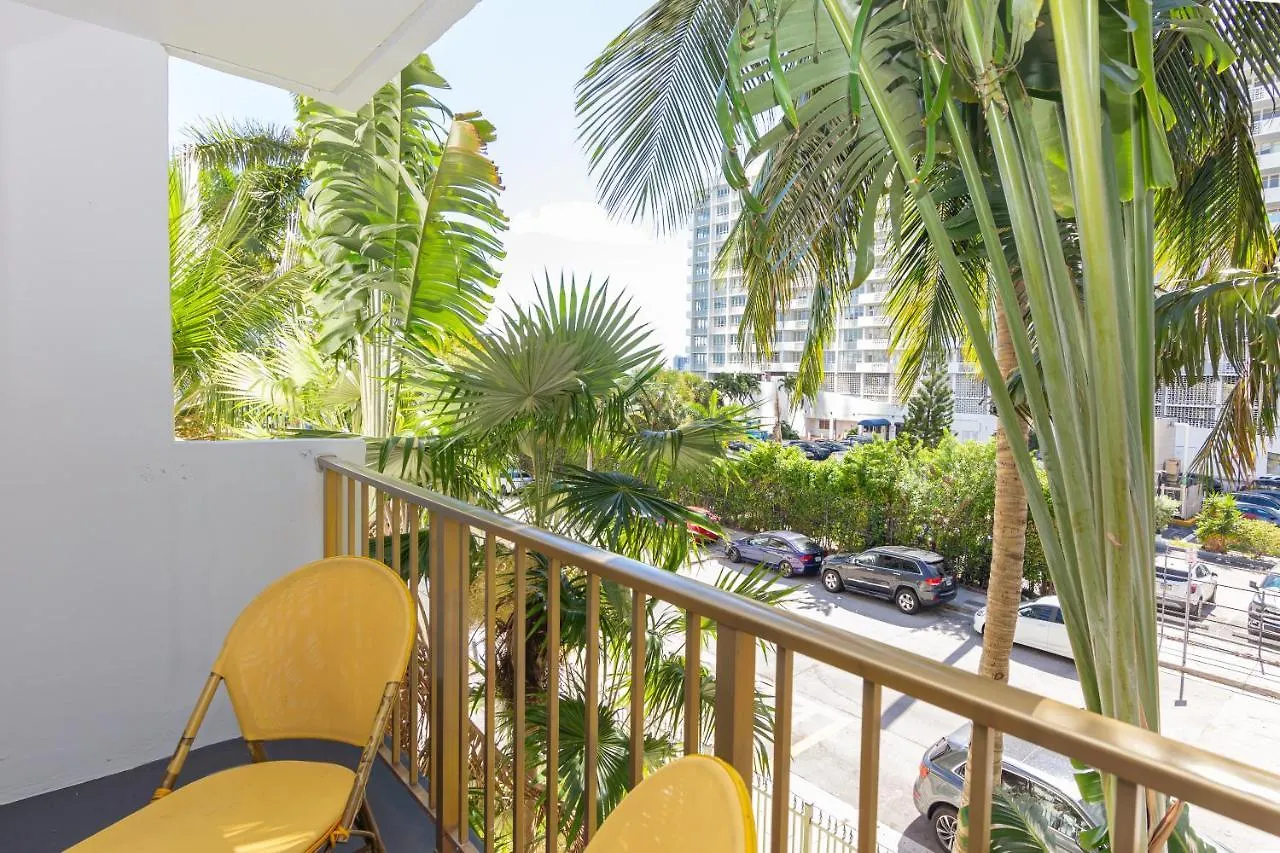 아파트 One Bedroom - With Parking & Balcony - Heart Of Wynwood 마이애미