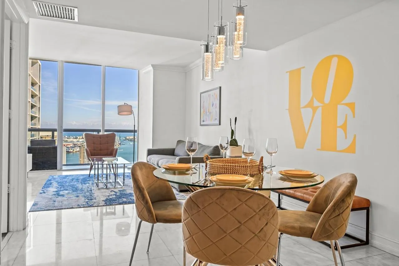 Icon Brickell • High Floor • Bay & Pool View Free Lejlighed