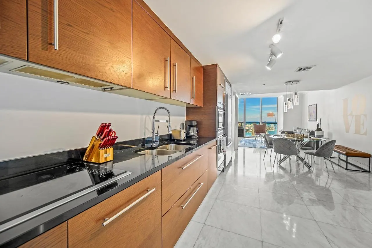 Lejlighed Icon Brickell • High Floor • Bay & Pool View Free