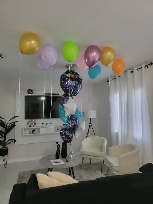 Vila Star Home-wynwood/airport/miami *
