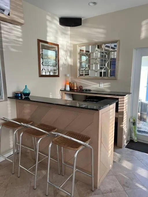Rustica 5 Bedroom 3 Bath With Pool Next To River 1800 Prázdninový dům Miami