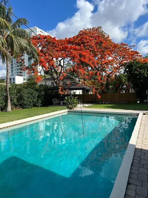 Prázdninový dům Rustica 5 Bedroom 3 Bath With Pool Next To River 1800 Miami