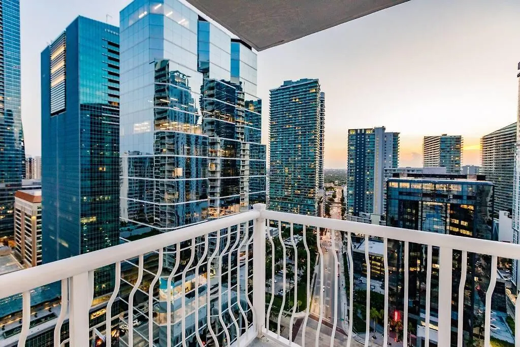 Apartment Upscale Brickell 3 Bedroom With Water Views And Free Parking Miami