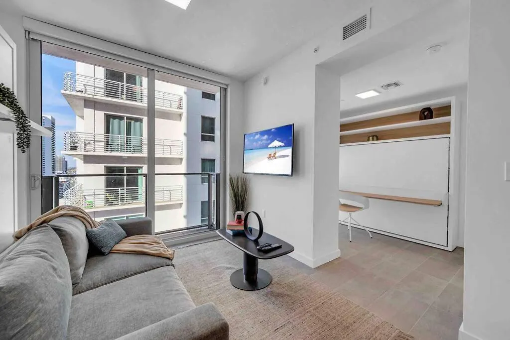 Apartment Breathtaking 1br In The Heart Miami