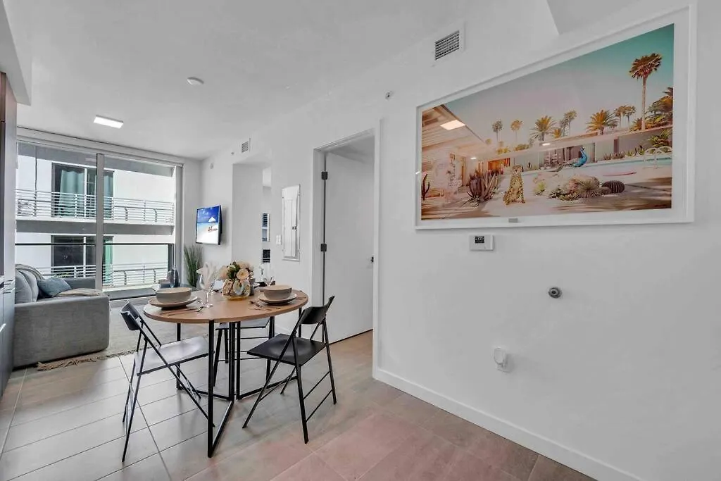 Apartment Breathtaking 1br In The Heart Miami