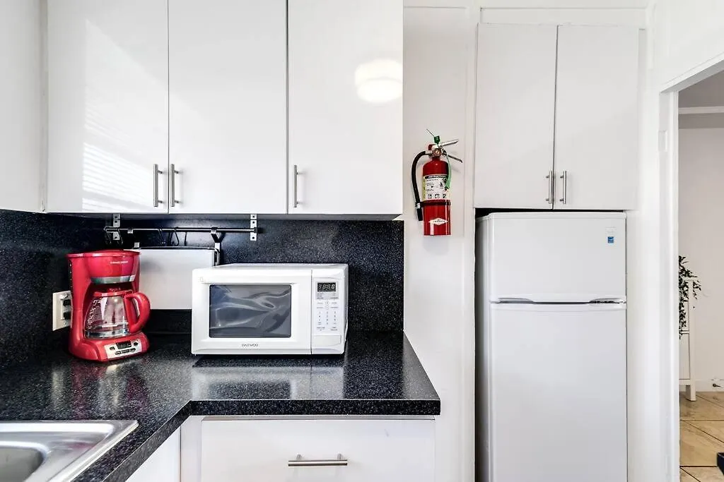 Apartment Inviting 1-br For 4 People V2