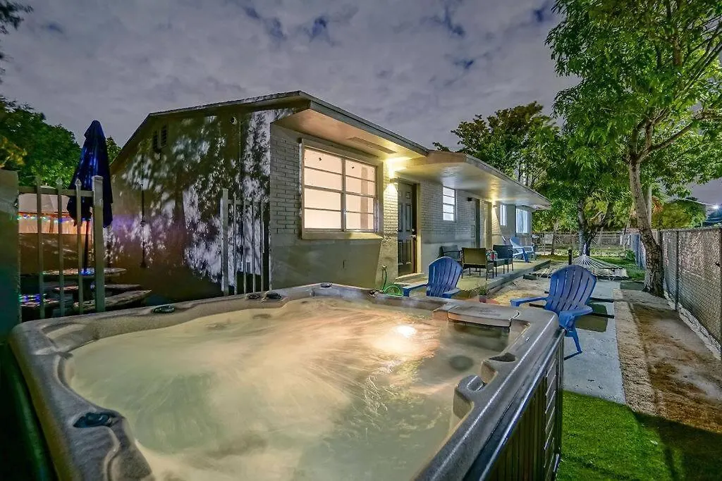 Wynwood Hottub & Pking Miami
