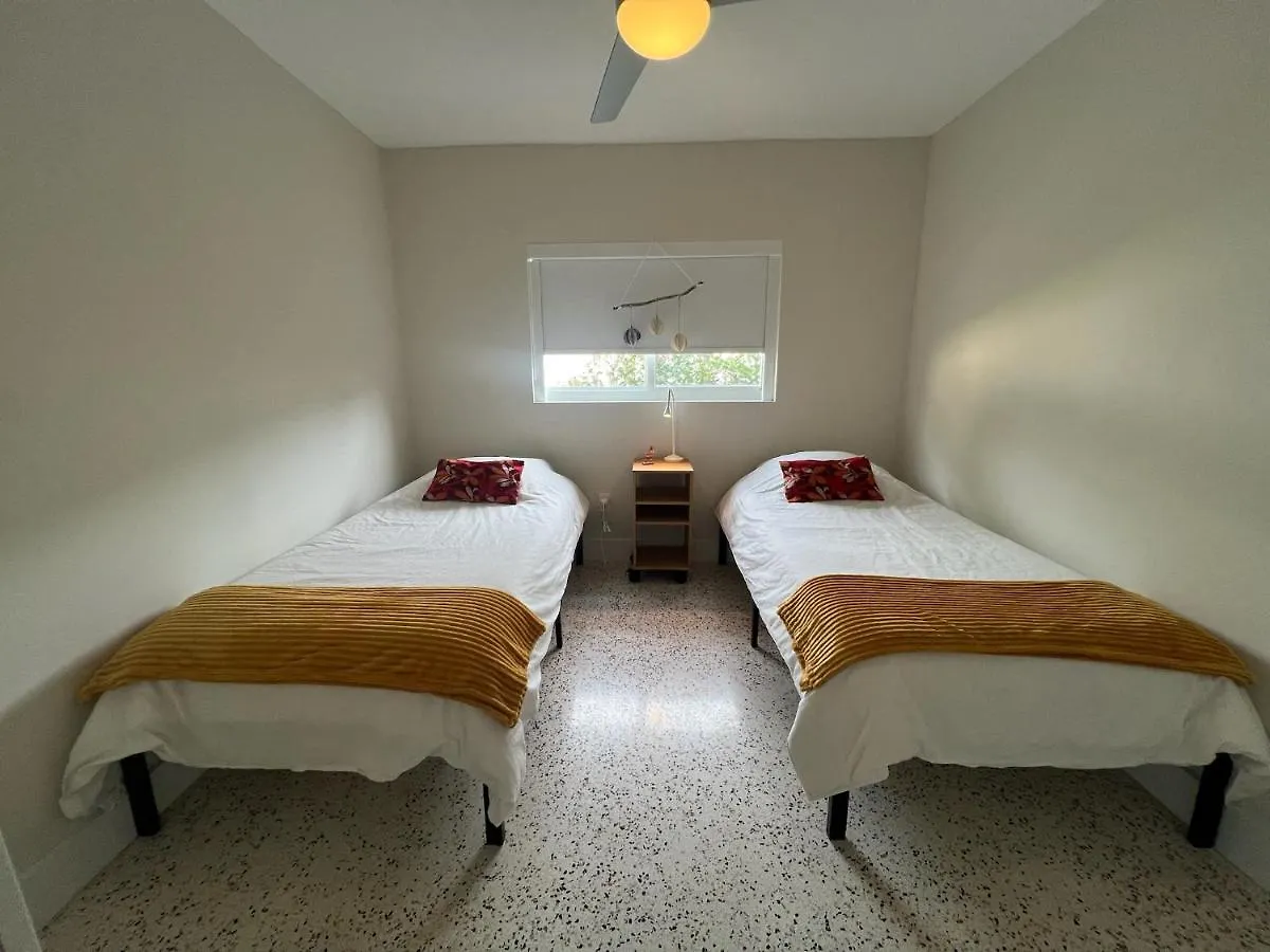 Cozy House Close Brickell Apartment *